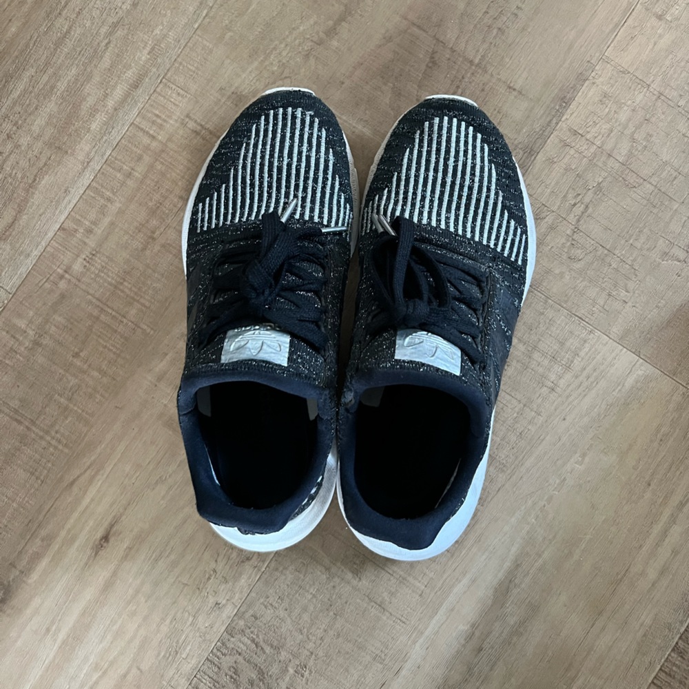 Adidas NMDs black & white